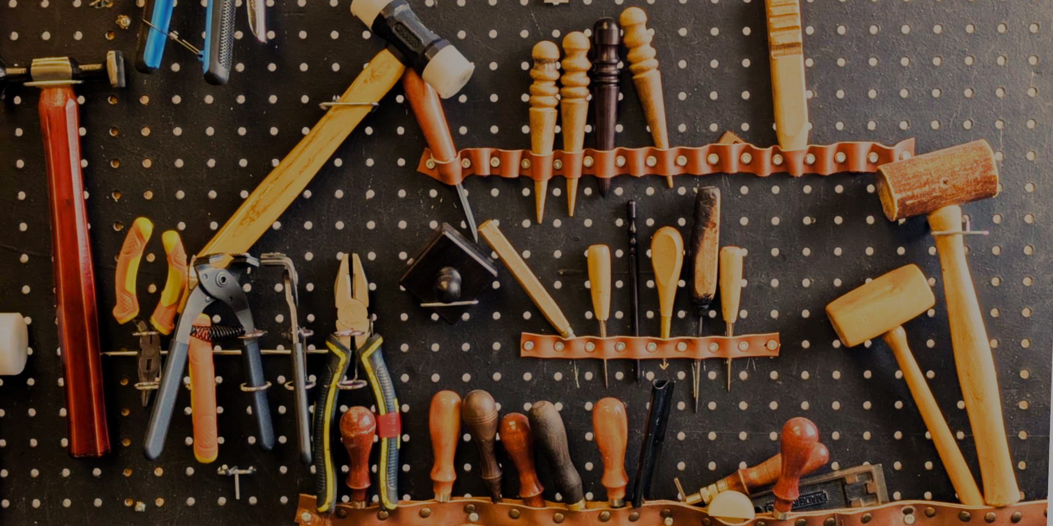 101 CUIR | Introduction au travail du cuir & fabrication